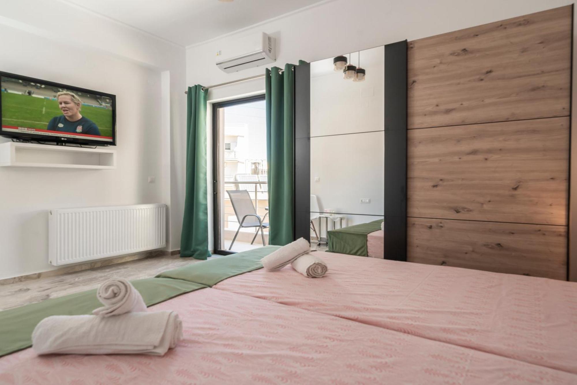 Neon 2Br Luxurious Central Apt Heraklion ภายนอก รูปภาพ