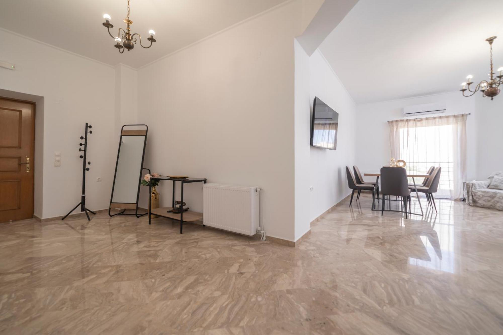 Neon 2Br Luxurious Central Apt Heraklion ภายนอก รูปภาพ