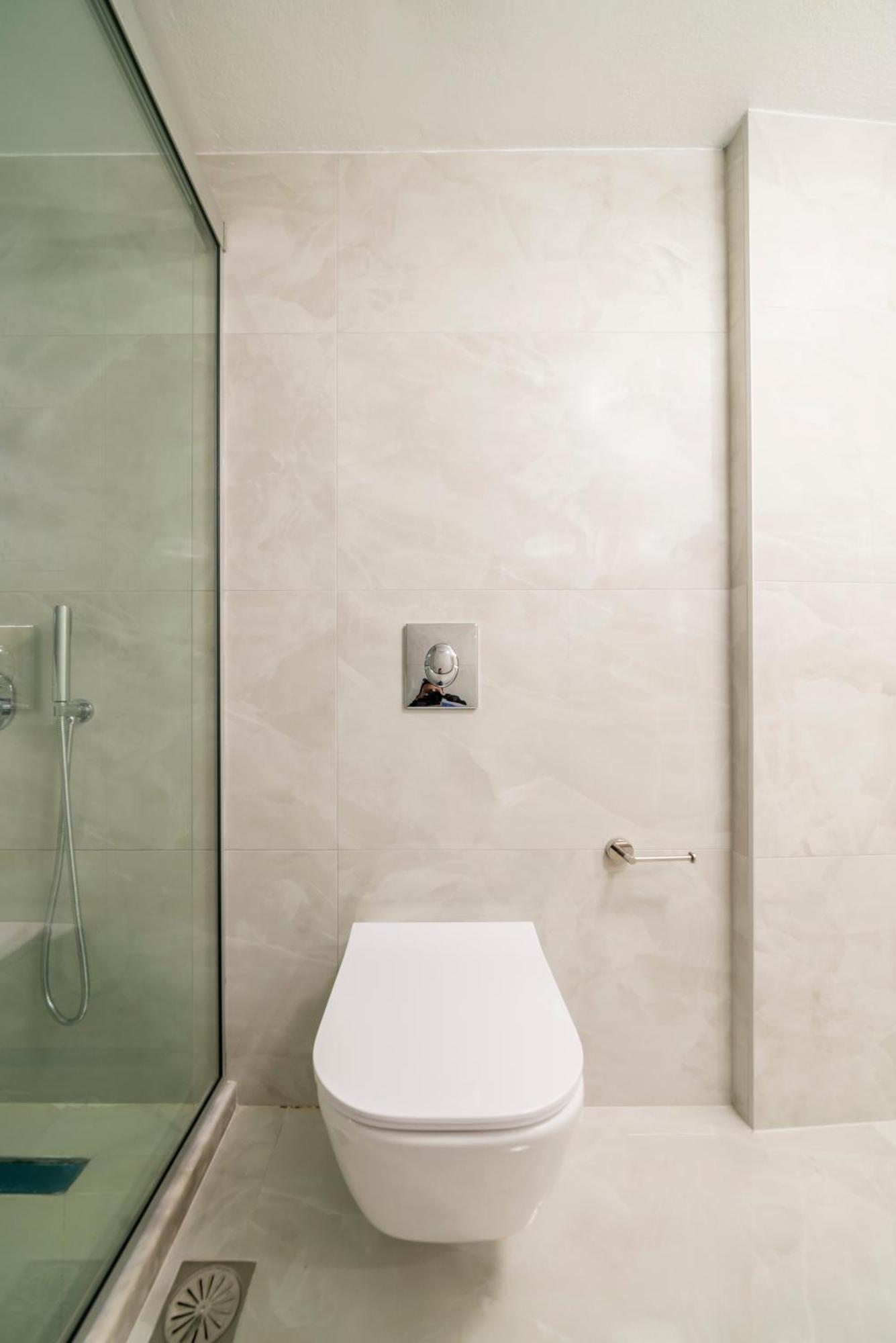 Neon 2Br Luxurious Central Apt Heraklion ภายนอก รูปภาพ